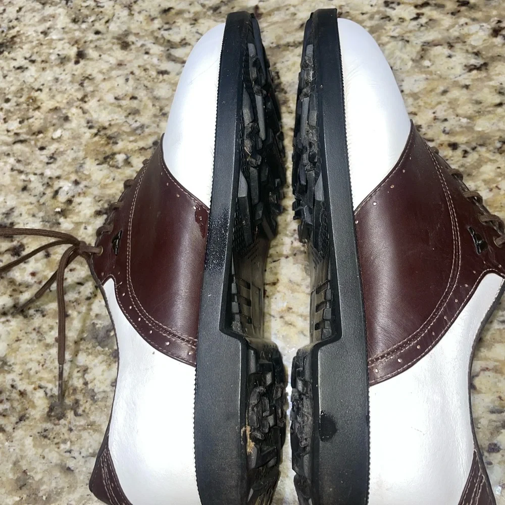Vintage Adidas Men's Leather Saddle Golf Shoes 9 1/2 in excellent condition - Picture 4 of 5